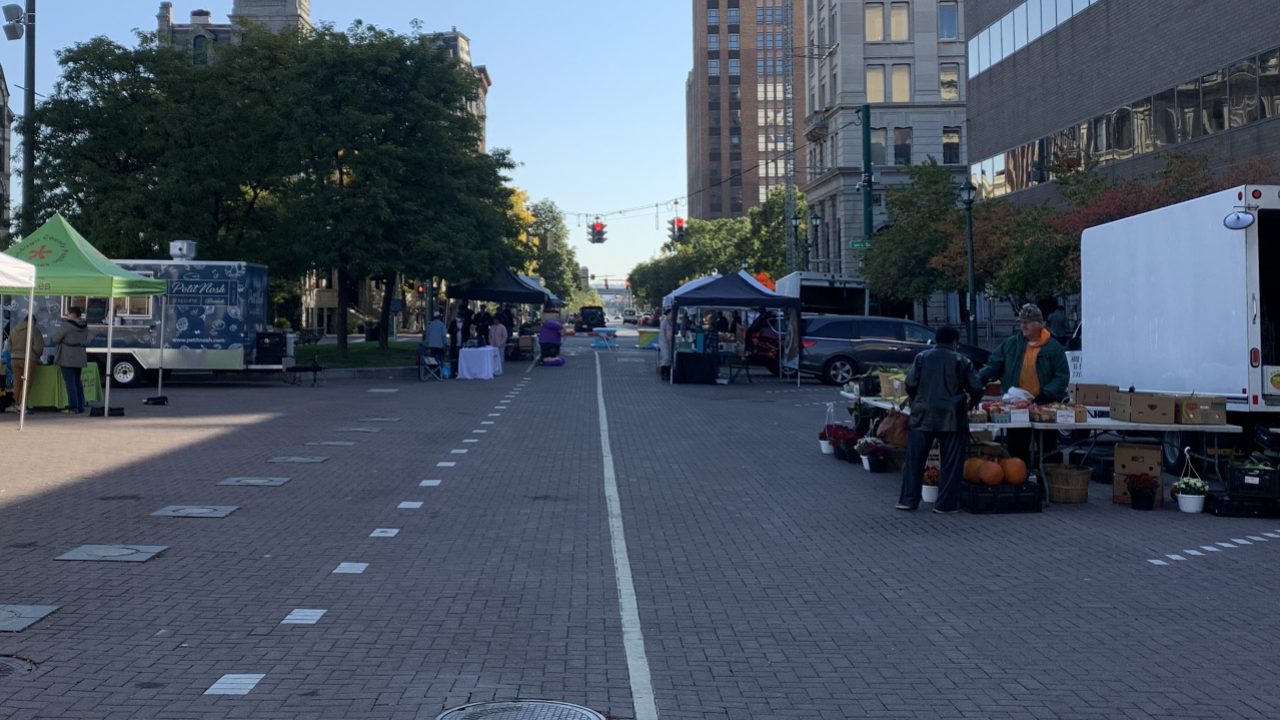 Syracuse Farmer's Market