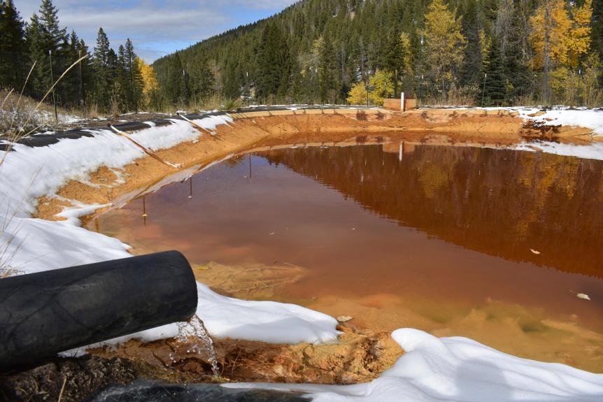 U.S. mining sites show records of historic pollution.