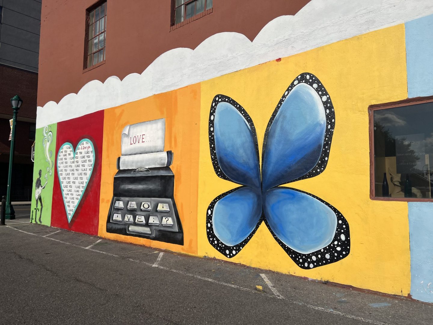 » Local Mural Artist is Adding Color to Syracuse