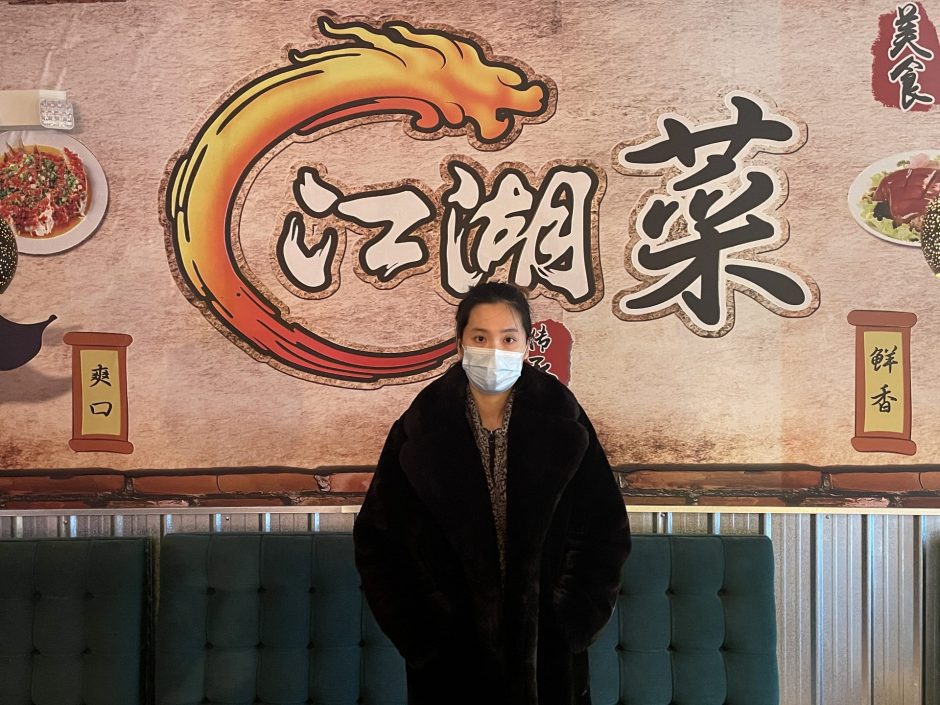 Jenny Cheng says that people flock to JiangHu Cafe not for the food, but rather for the atmosphere