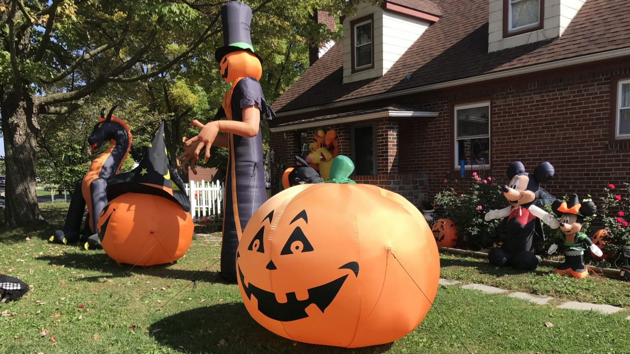 Halloween Front Yard Decorations