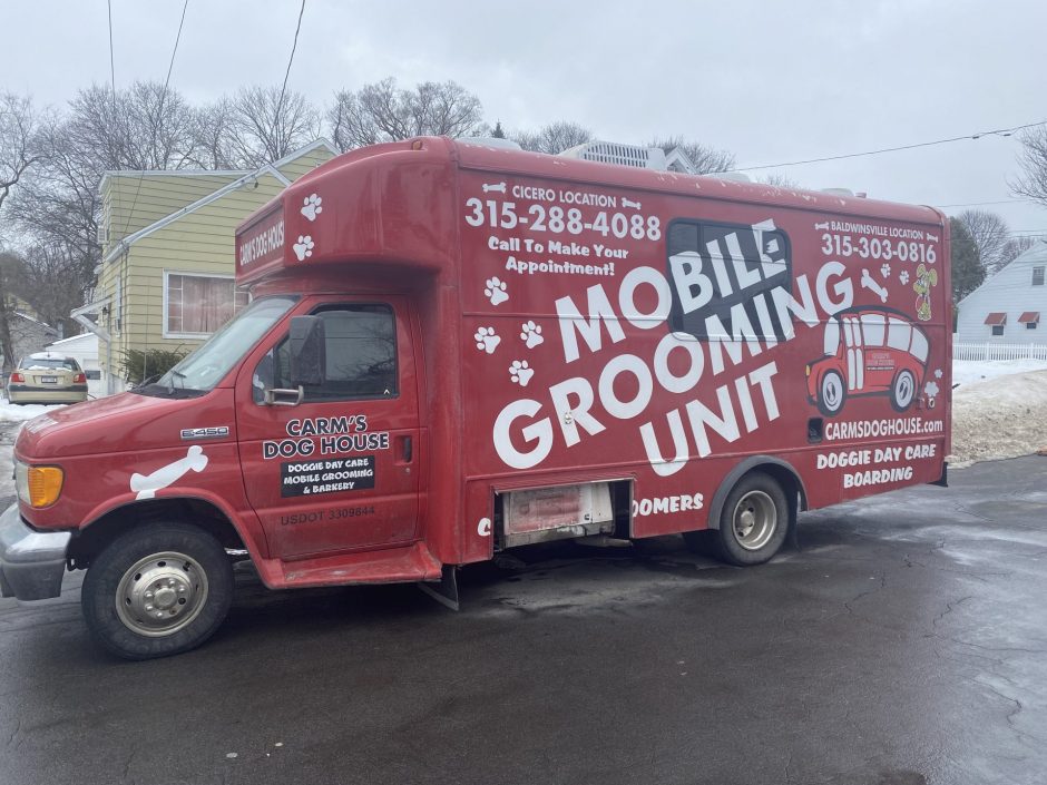 Carm's Mobile Dog Grooming Bus