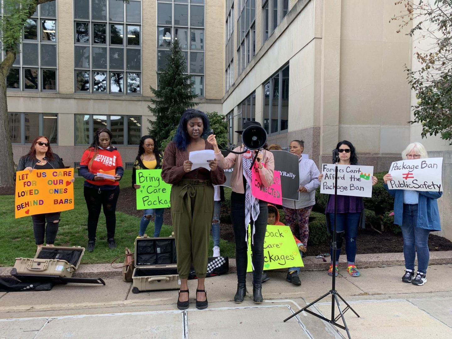 » Prison Package Protest Taking Place in Syracuse Downtown