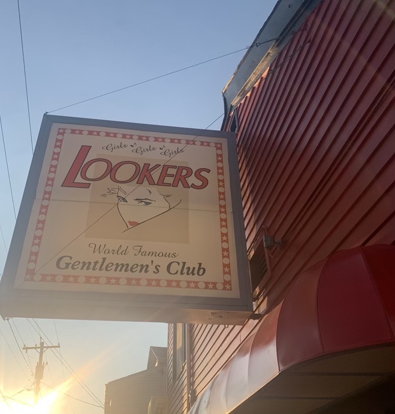 Lookers Showclub