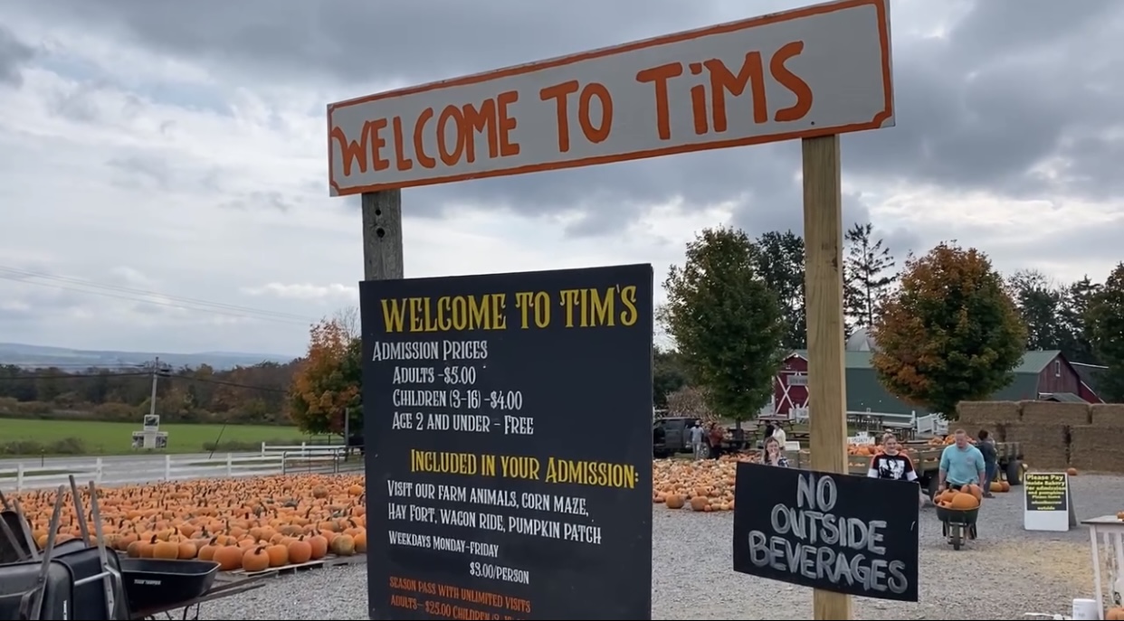 The entrance of Tim's Pumpkin Patch.