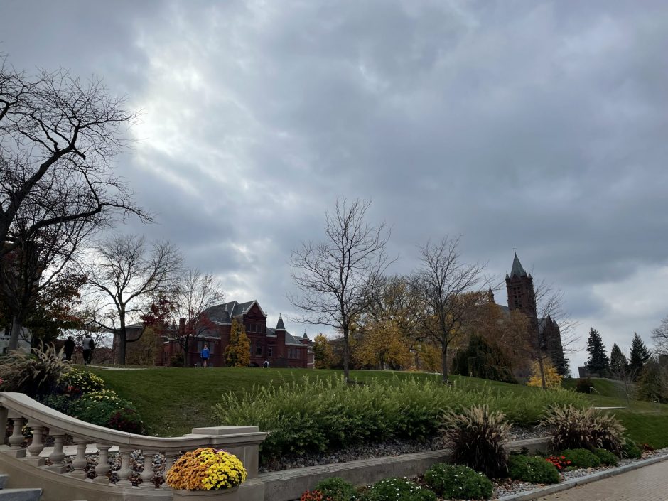 A warm and cloudy November afternoon in Syracuse
