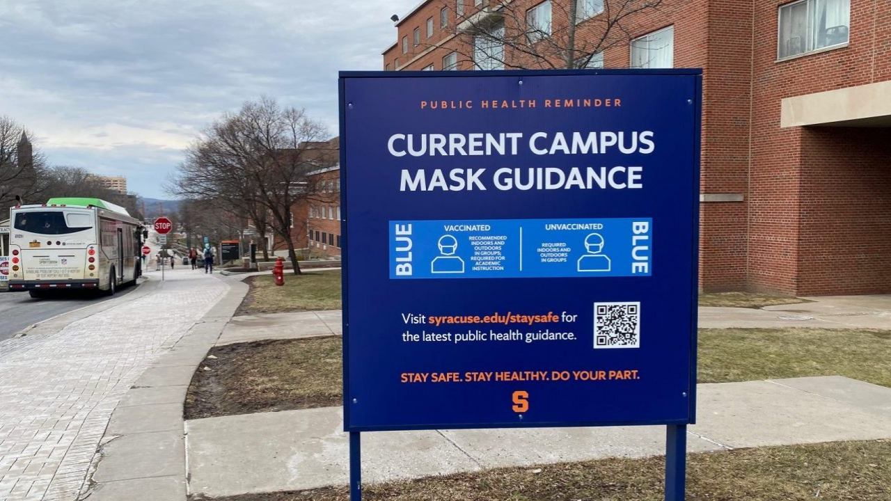 A sign on SU's campus indicating that the school is now in COVID-19 level "Blue."