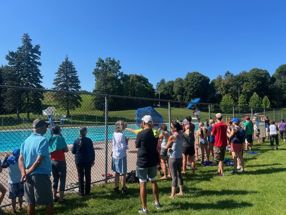 Scores of Syracuse locals gathered yesterday at Thornden Park to cheer on kids participating in the Aquathon event.